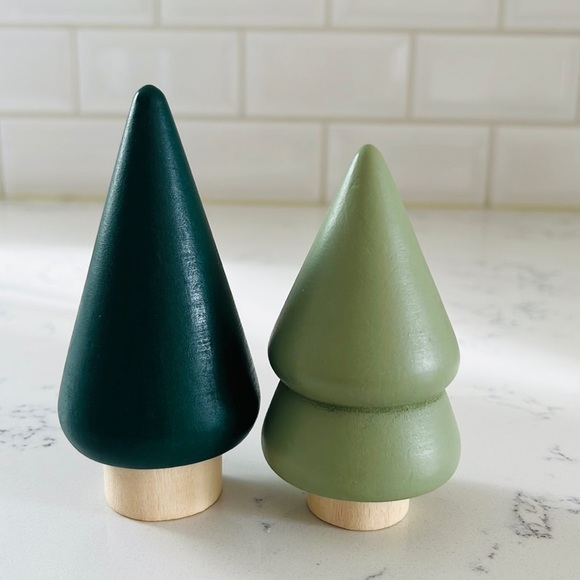 Target Bullseye’s Wood Mini Christmas Trees - Picture 7 of 16